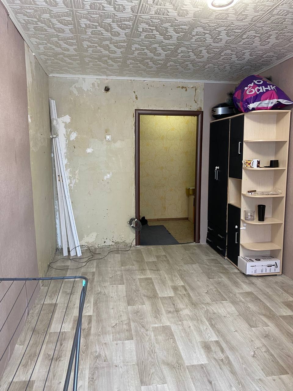 Сдаётся двух комнатная квартира по (8)