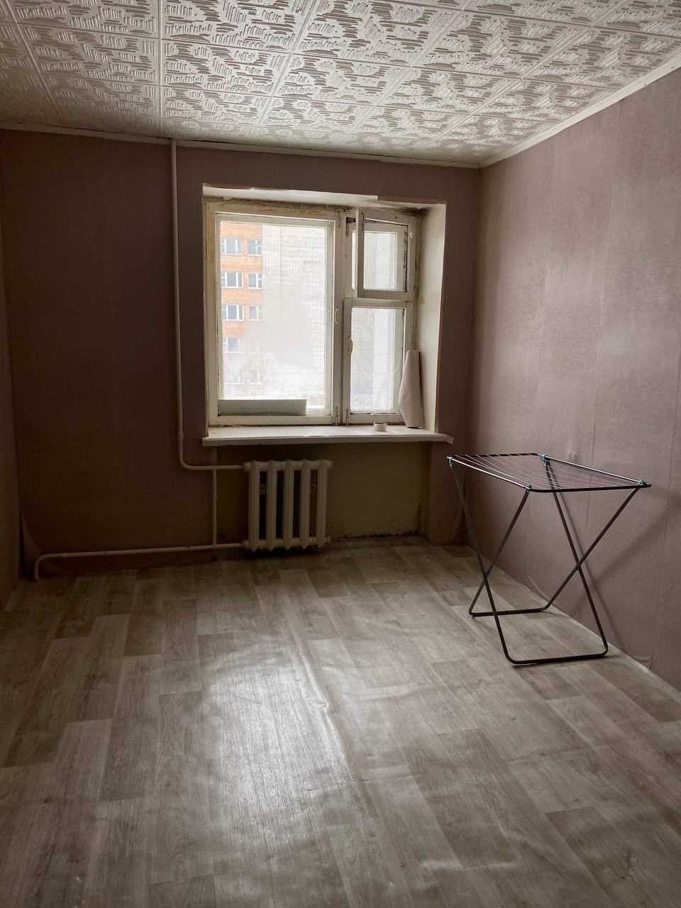 Сдаётся двух комнатная квартира по (9)