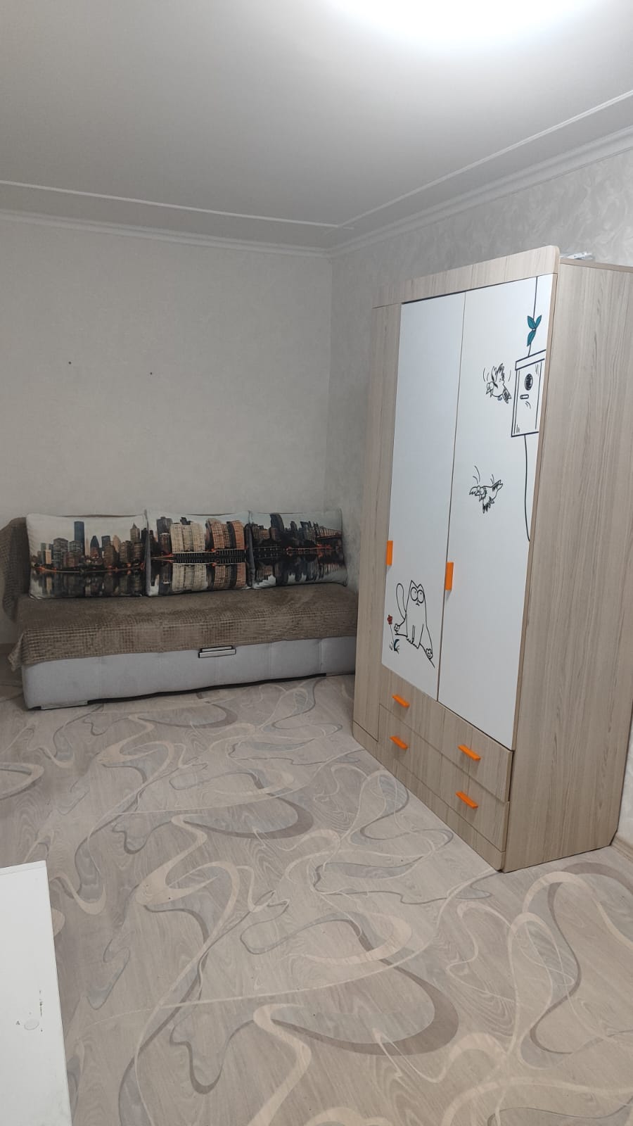 Сдам 2х комнатную квартиру в (3)