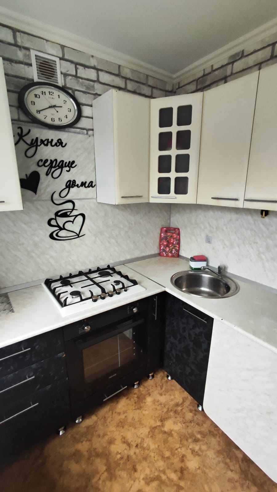 Сдам 2х комнатную квартиру в (4)