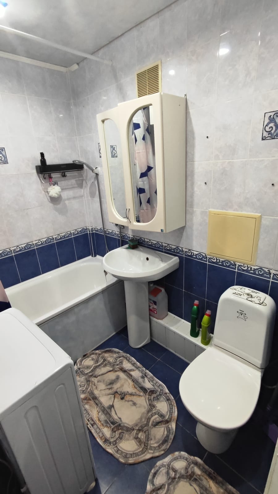 Сдам 2х комнатную квартиру в (8)