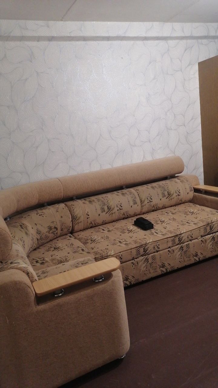 Сдам 2 комнатную квартиру по