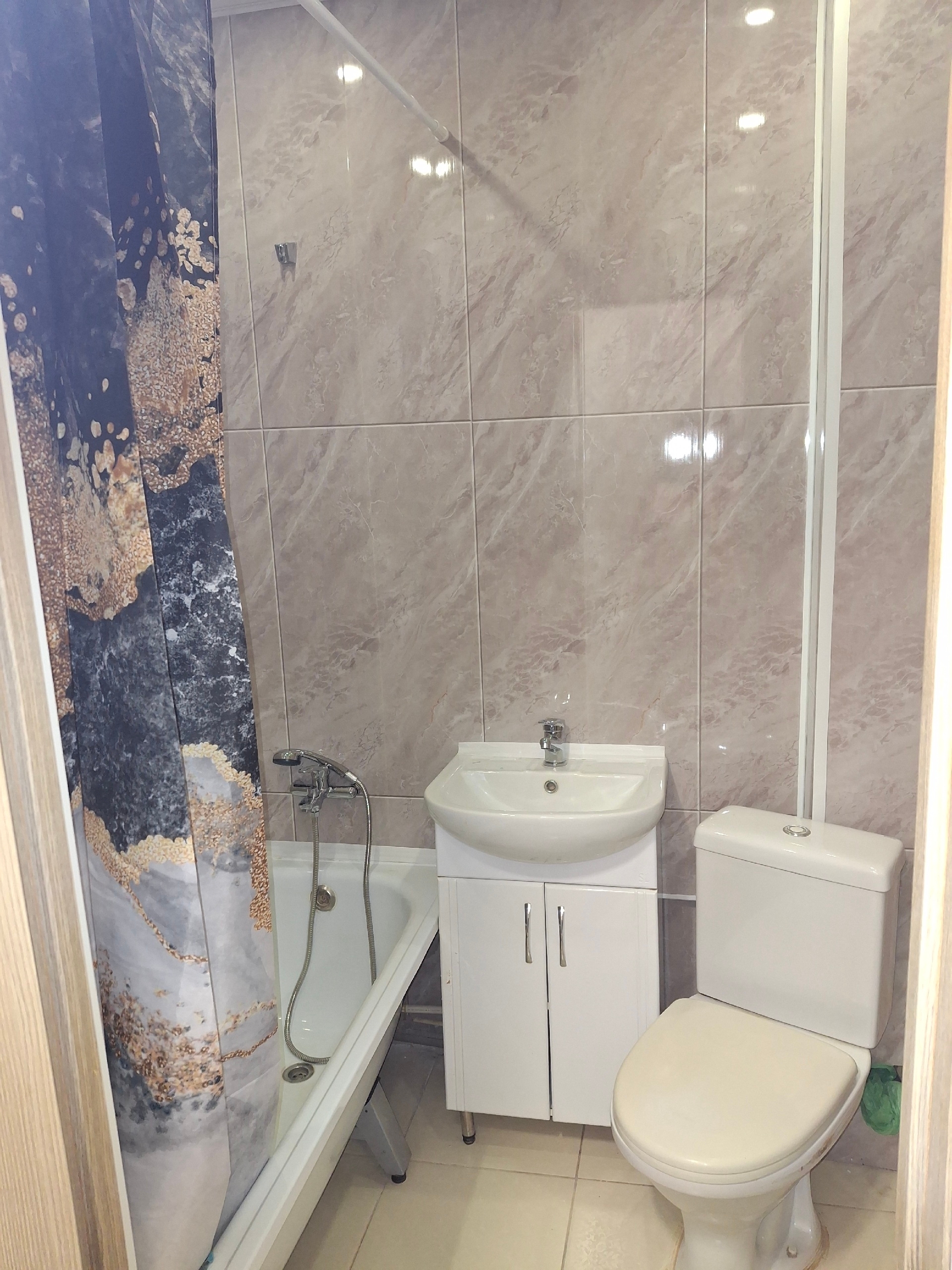 Сдаём 1 - комнатную квартиру (3)