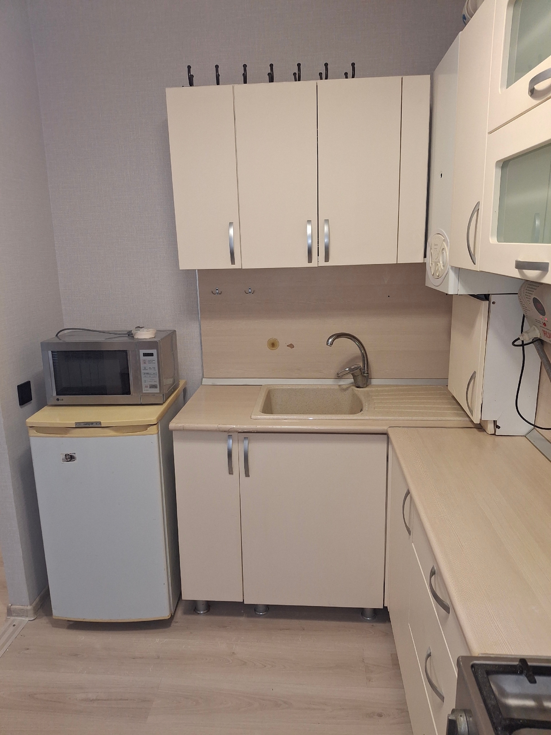 Сдаём 1 - комнатную квартиру (6)