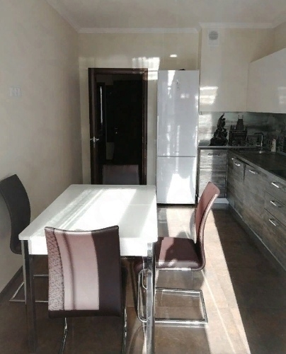 Сдам 1-ую квартиру на длительный (3)