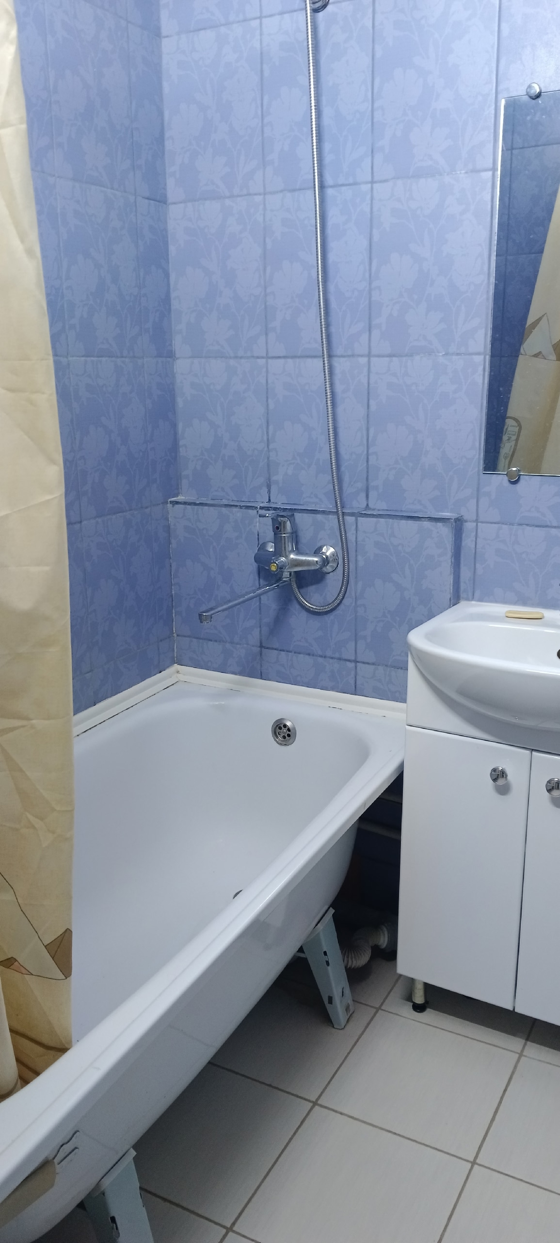 Сдам 1 КВ. (Хр) 4/5, (8)