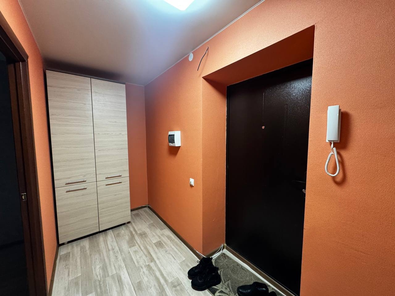 Продается отличная светлая и уютная (9)