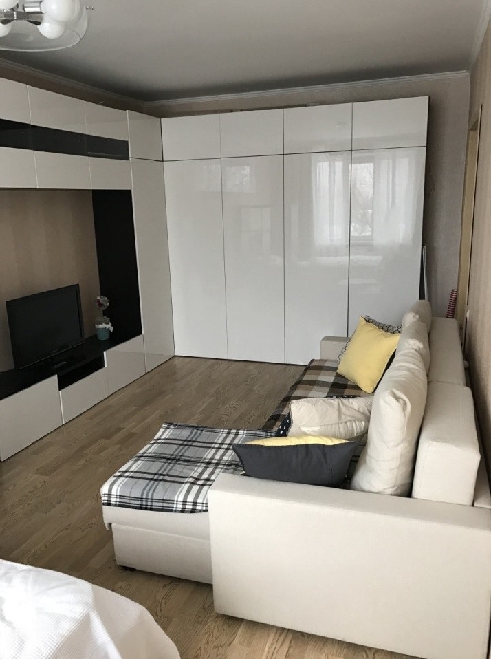 Сдается чистая и светлая однокомнатная