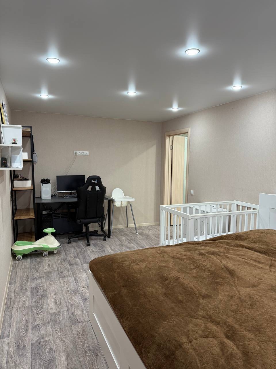 Продам 2х комнатную квартиру в (5)