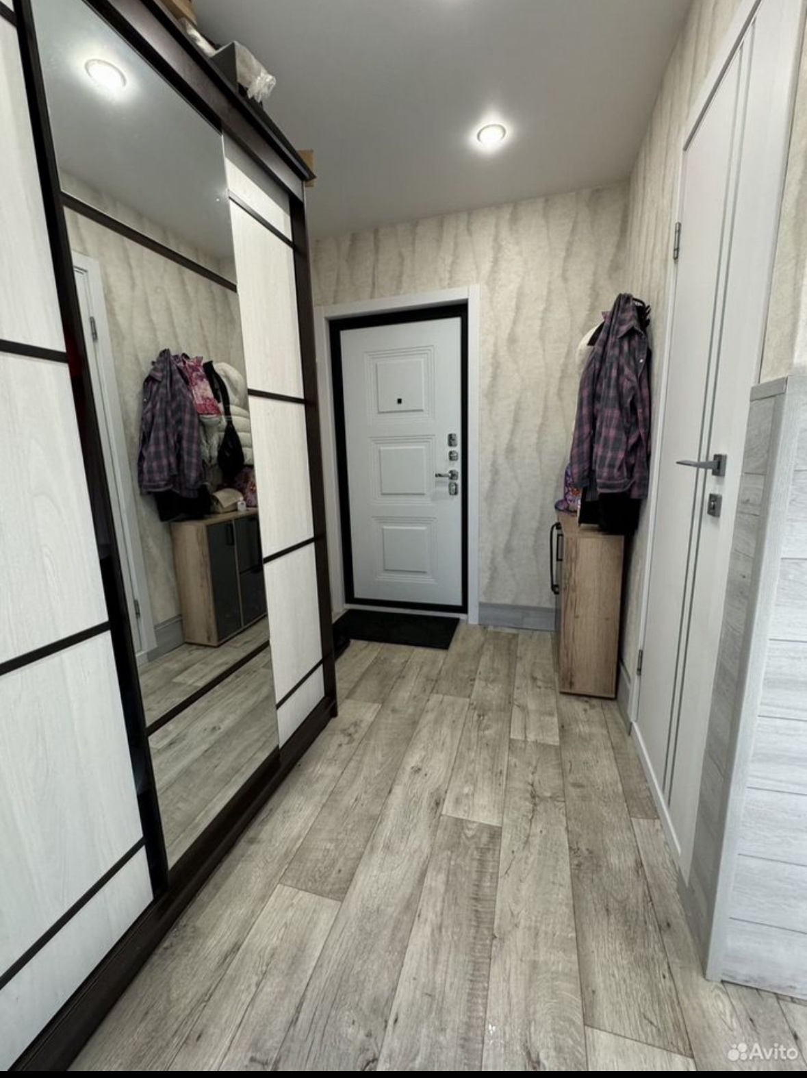 Продается 1-к. Квартира 36 кВ.м. (2)