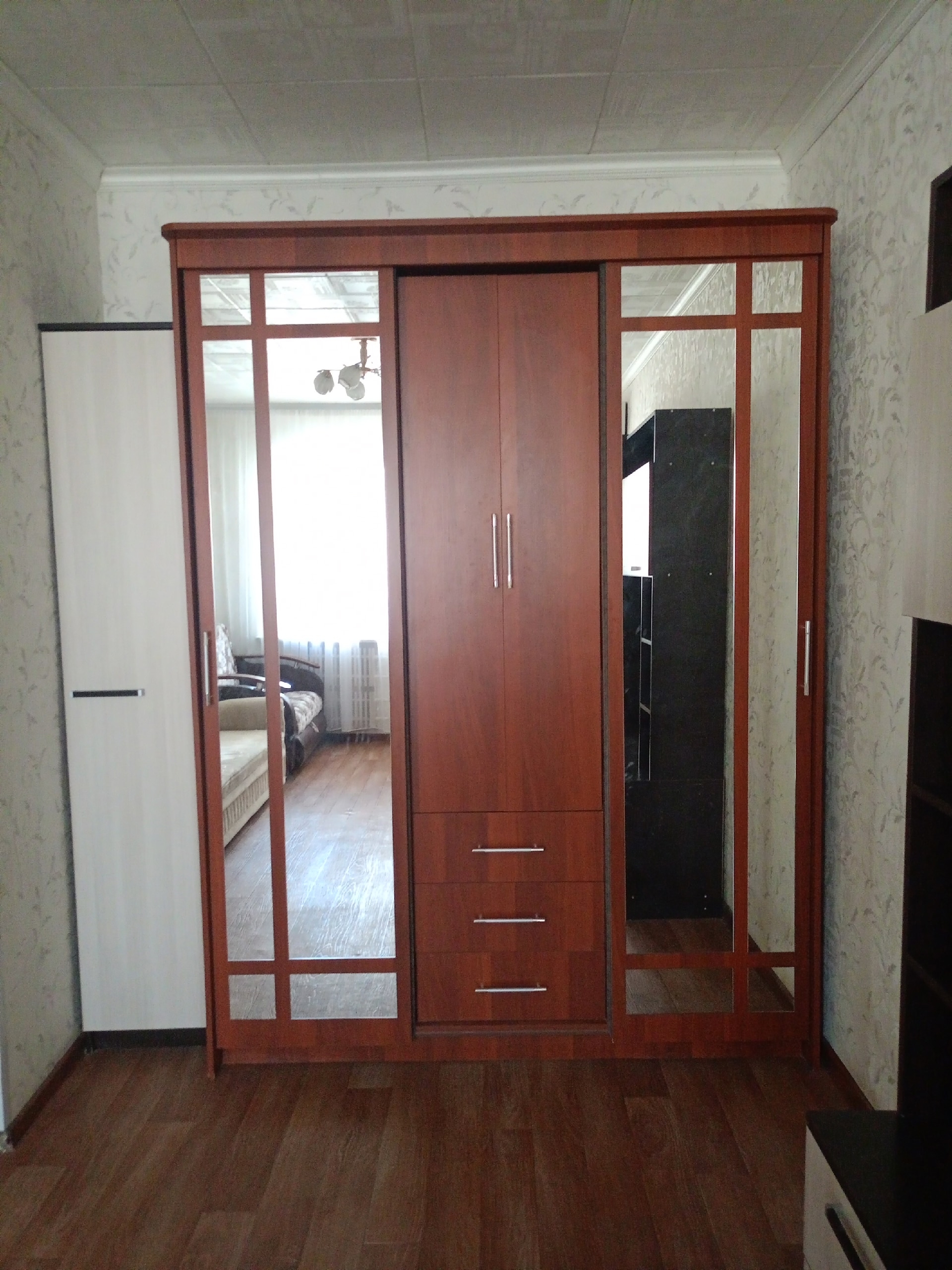 Сдаётся на длительный срок однокомнатная (1)