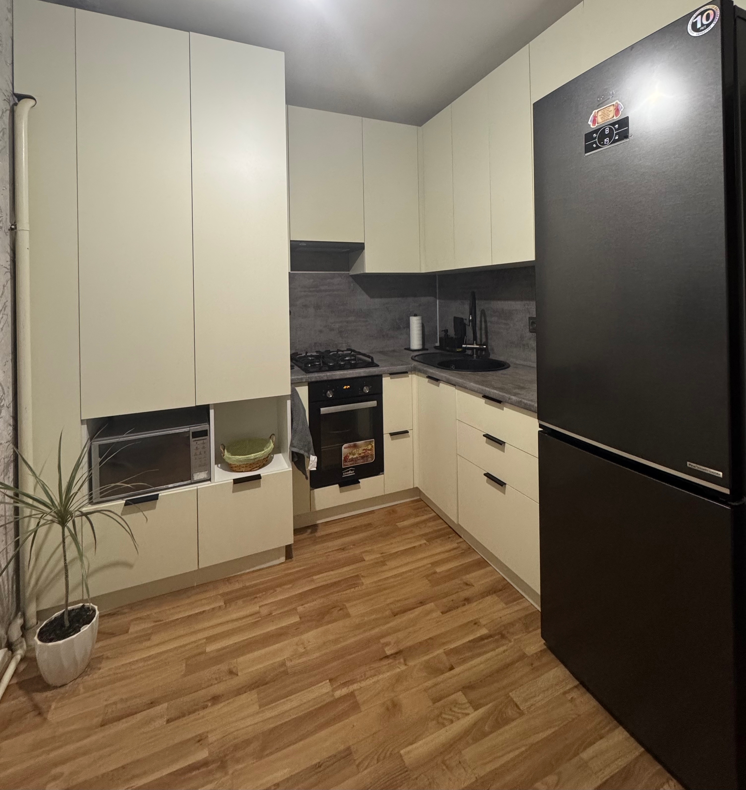 Продается отличная светлая и уютная (2)