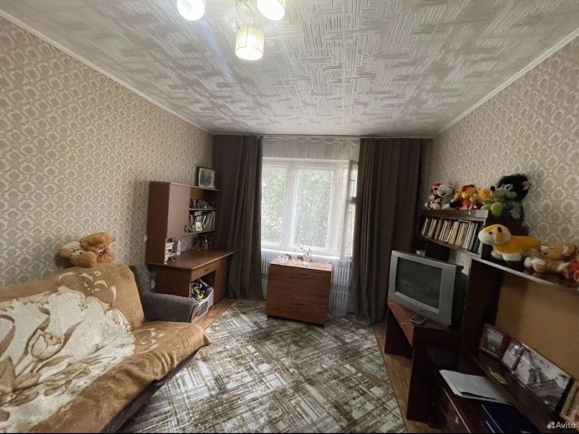 Продам 2 комнатную квартиру улучшенной (1)