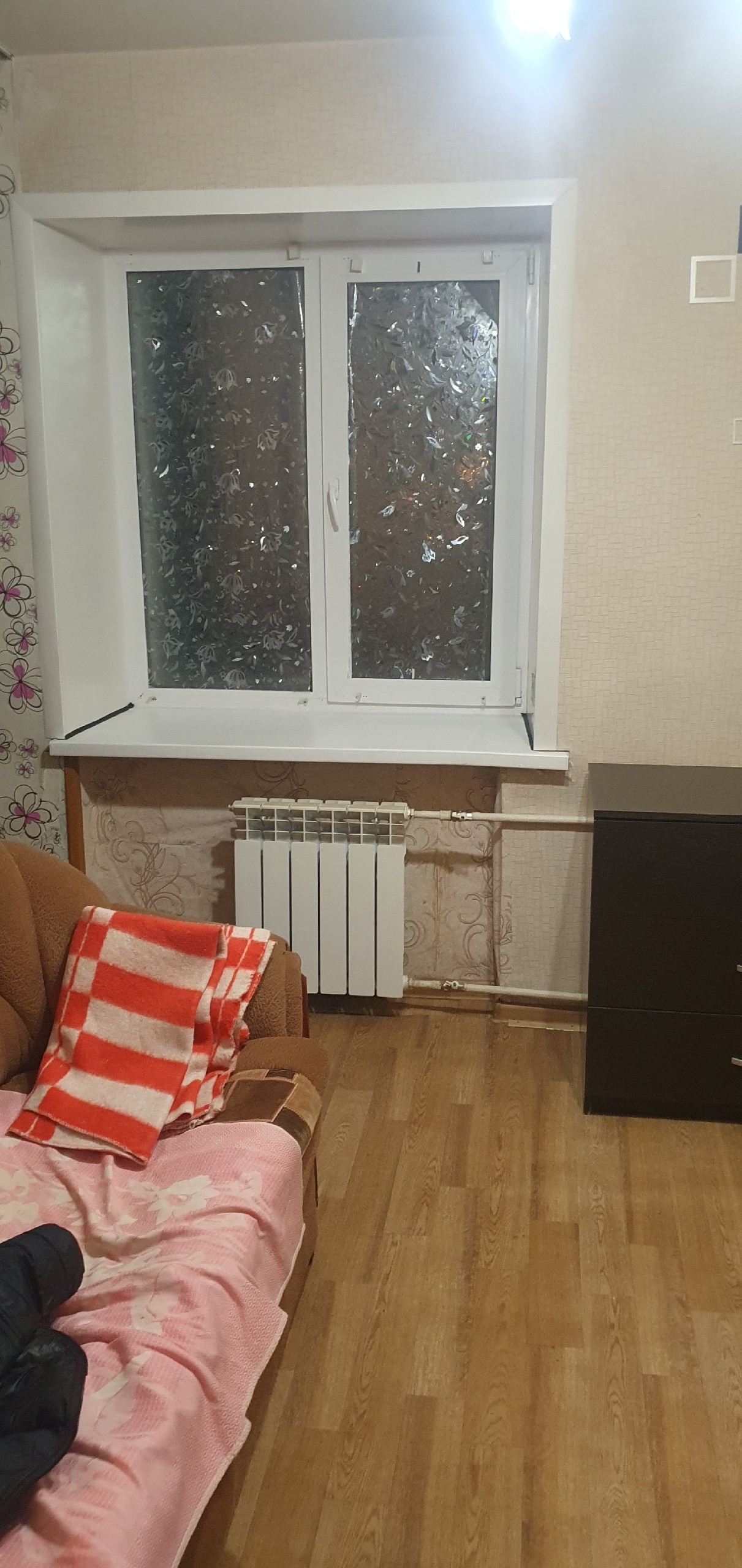 Сдам однокомнатную квартиру на девятой (3)