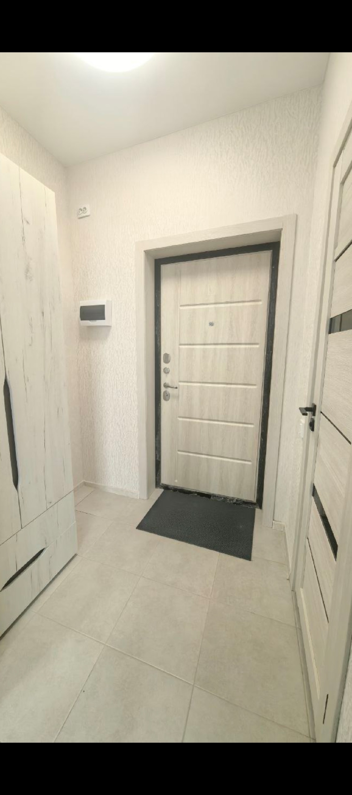 Сдам однокомнатную(евро) квартиру в жк (1)