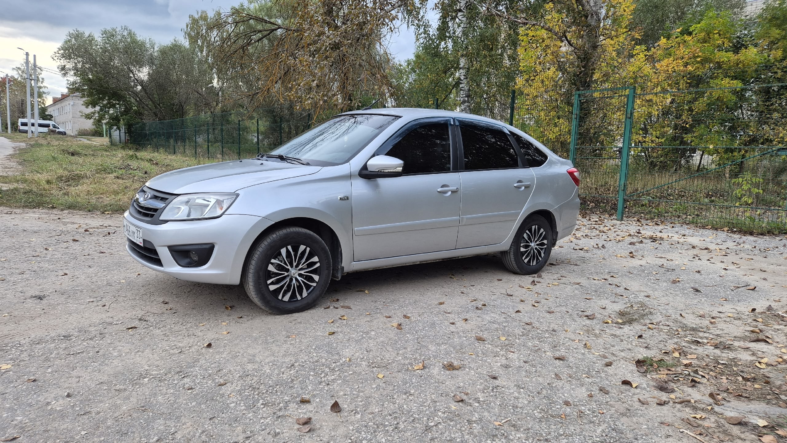 Продам Ладу Гранту 2015 года