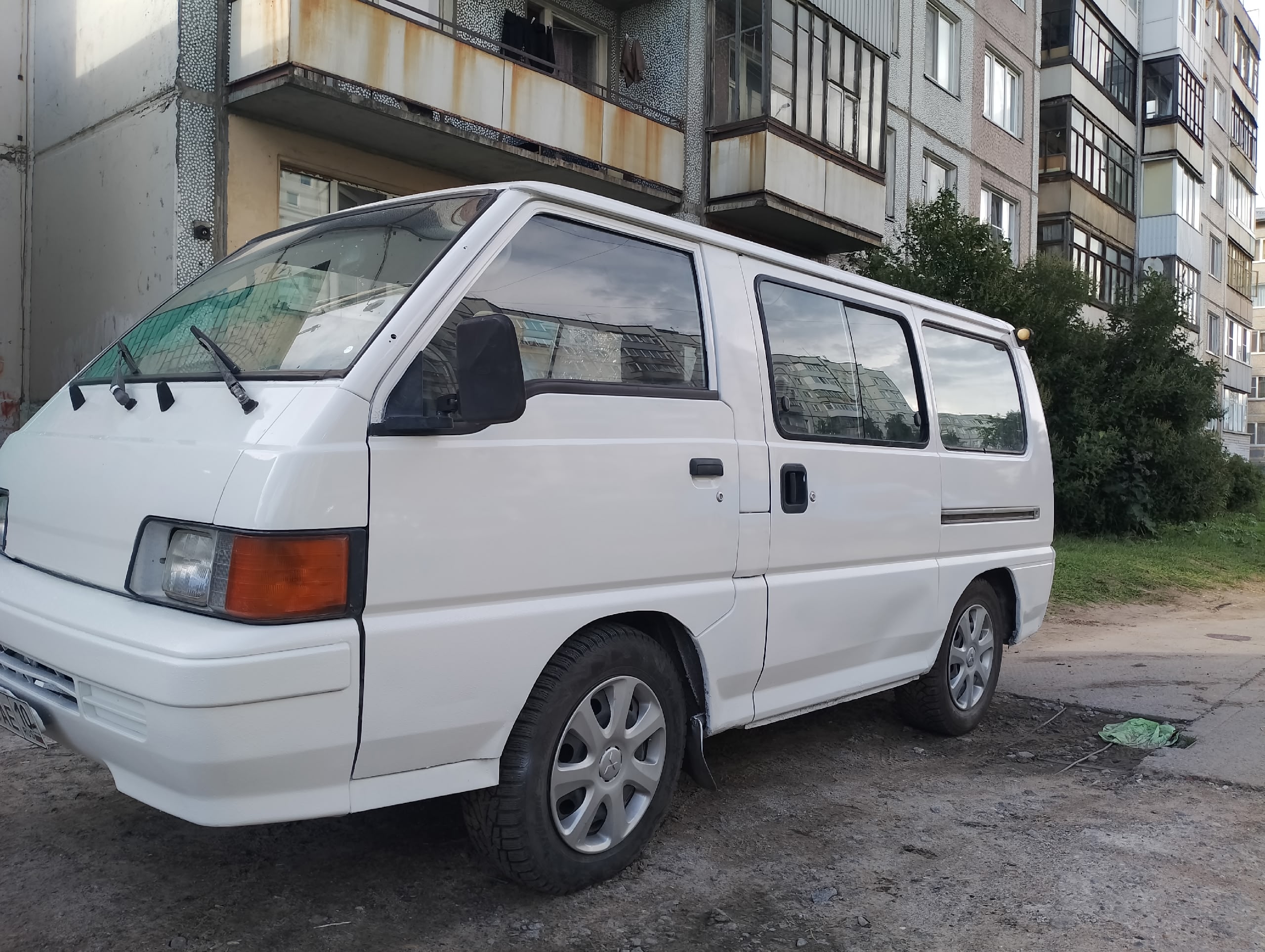 Продается Мицубиси L300 дизель автомобиль (4)