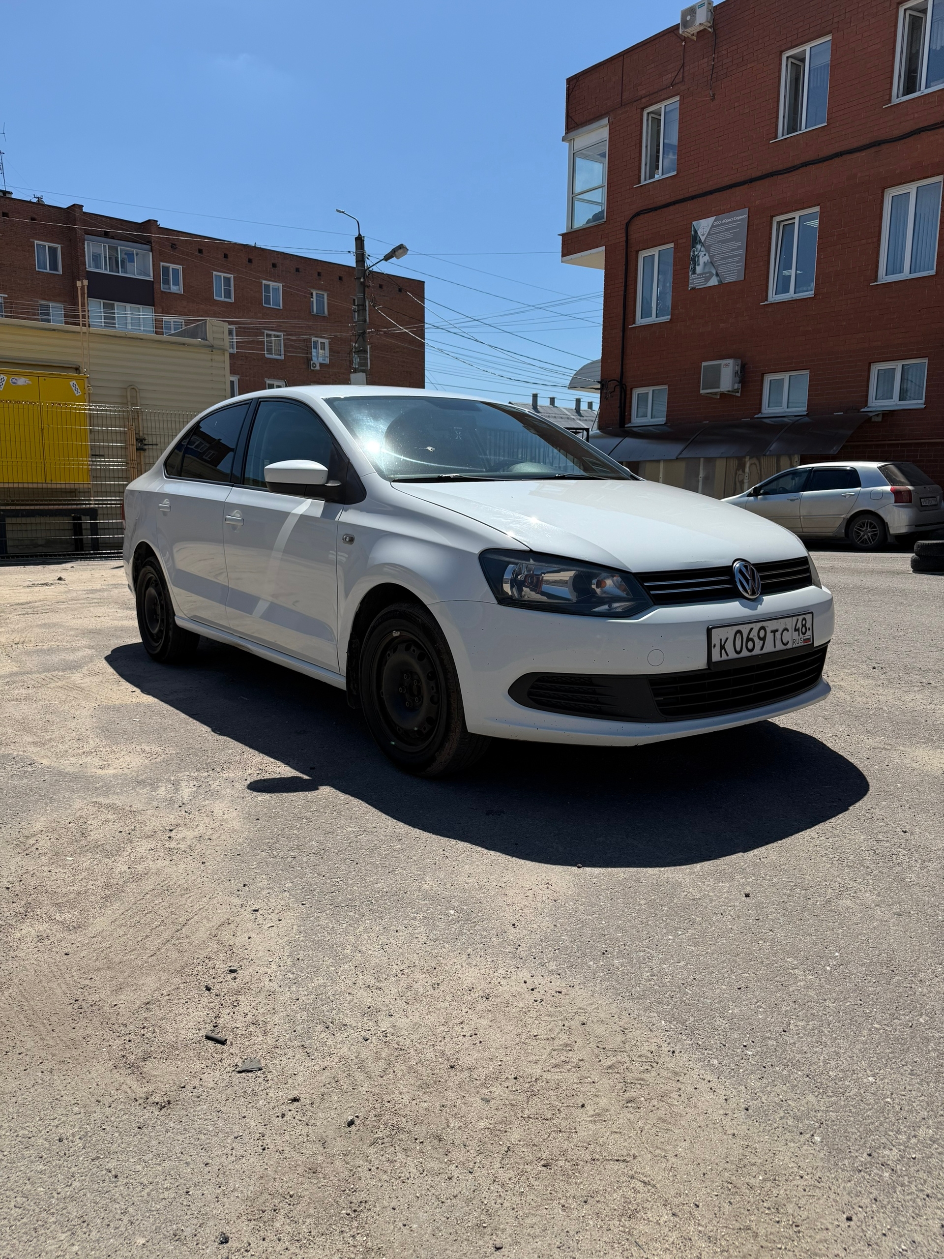 Volkswagen Polo 2014 1.6 механика