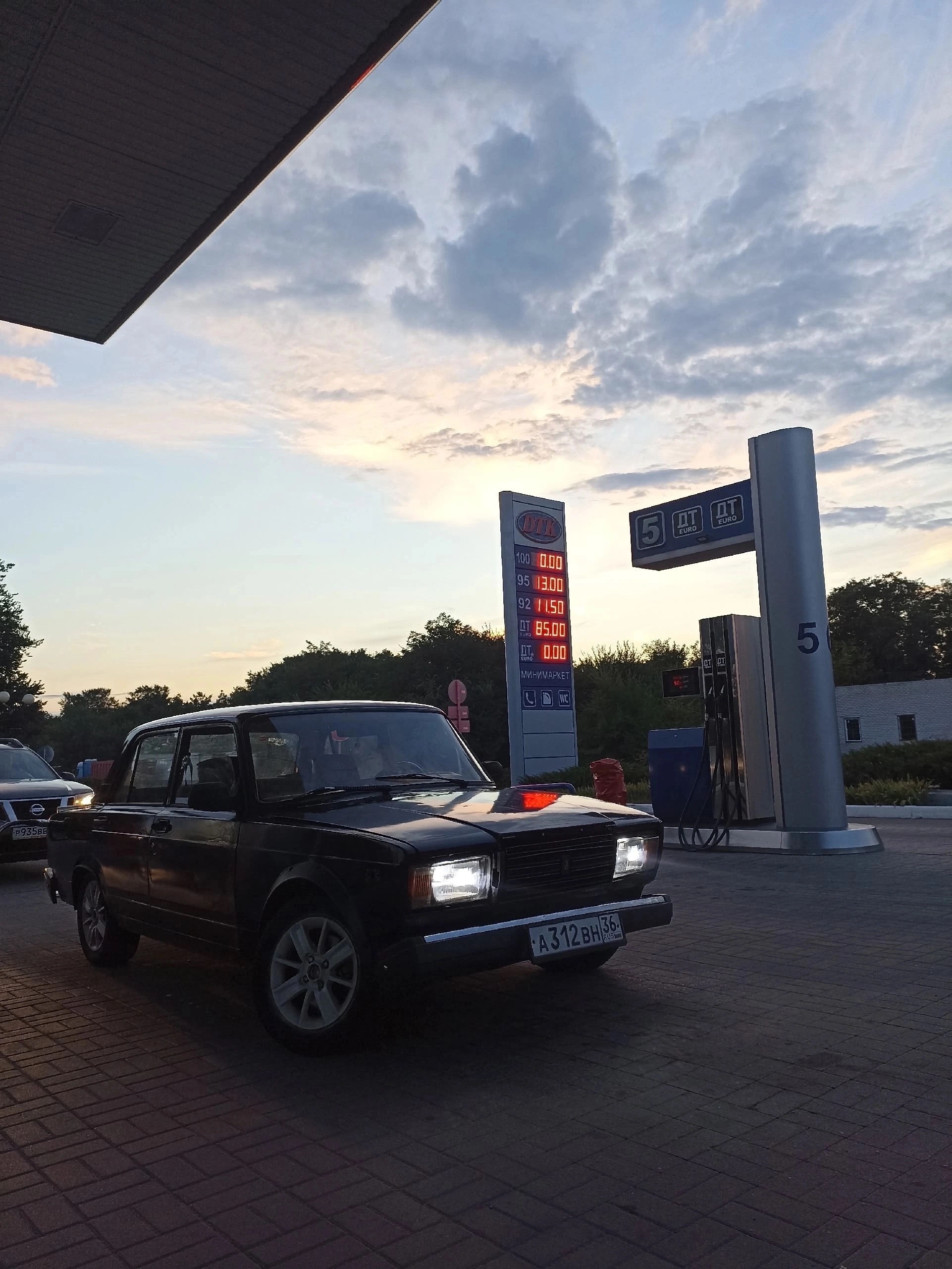 Ваз 2107 1989 года: продажа (3)