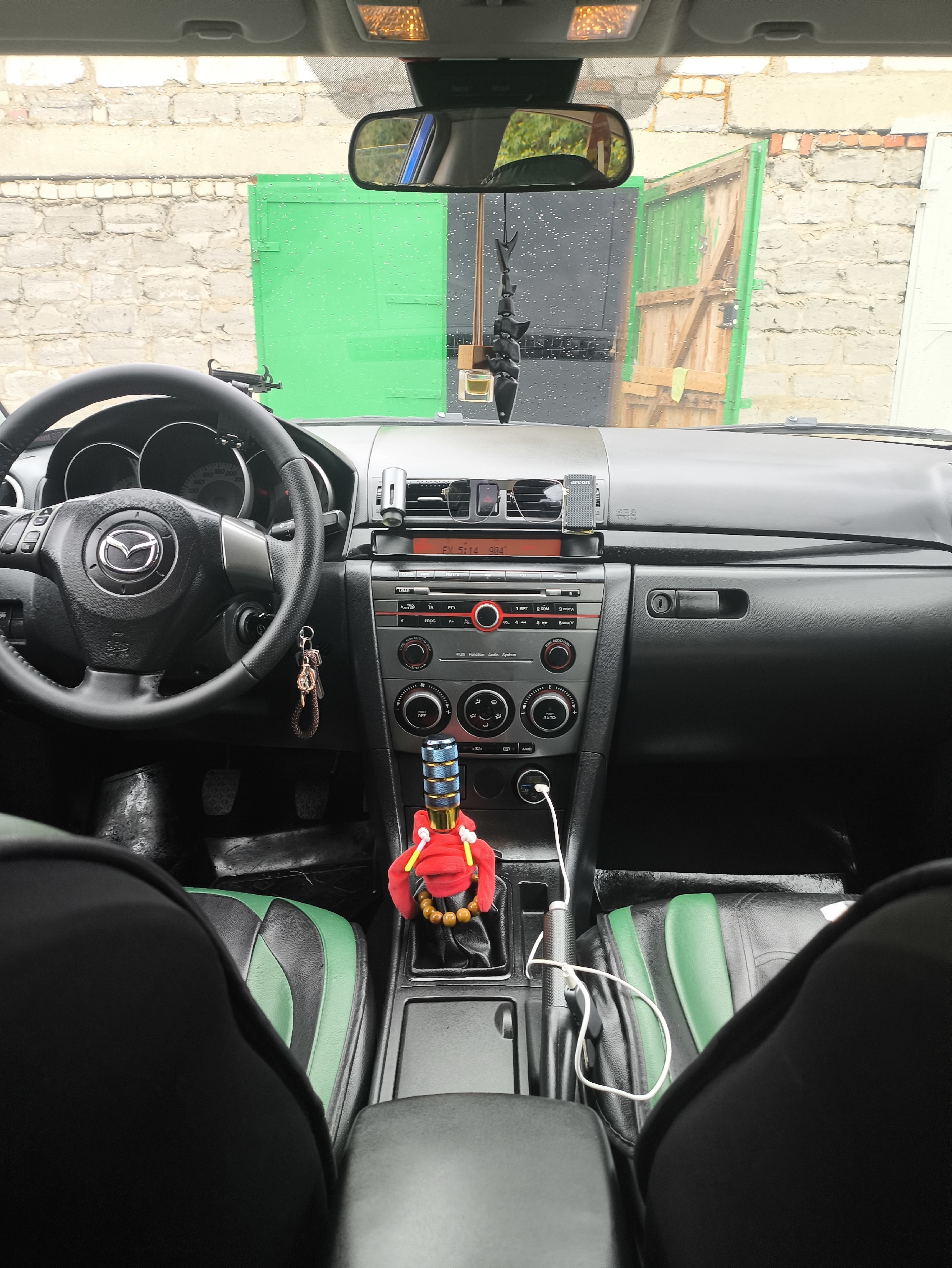 Продается Mazda 3 2.0 MT. (9)