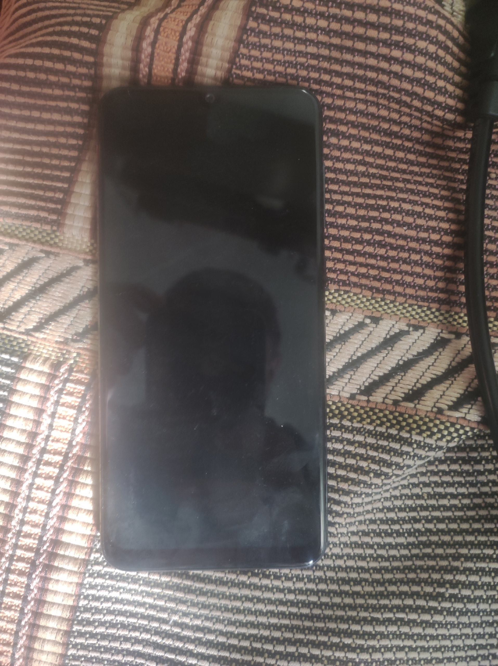 Samsung Galaxy A50, идеальное состояние.