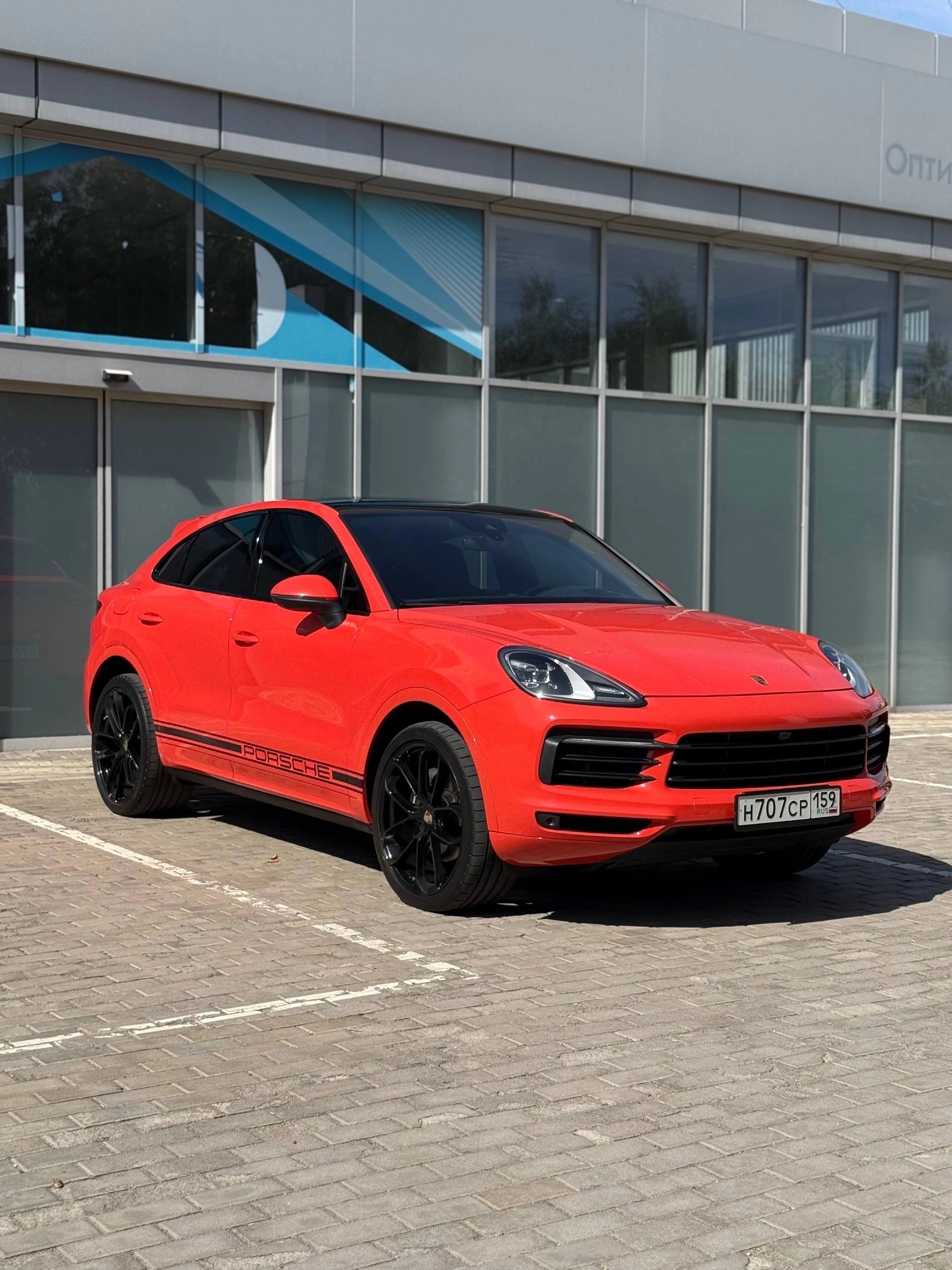 Porsche Cayenne Coupe 2020 год (4)