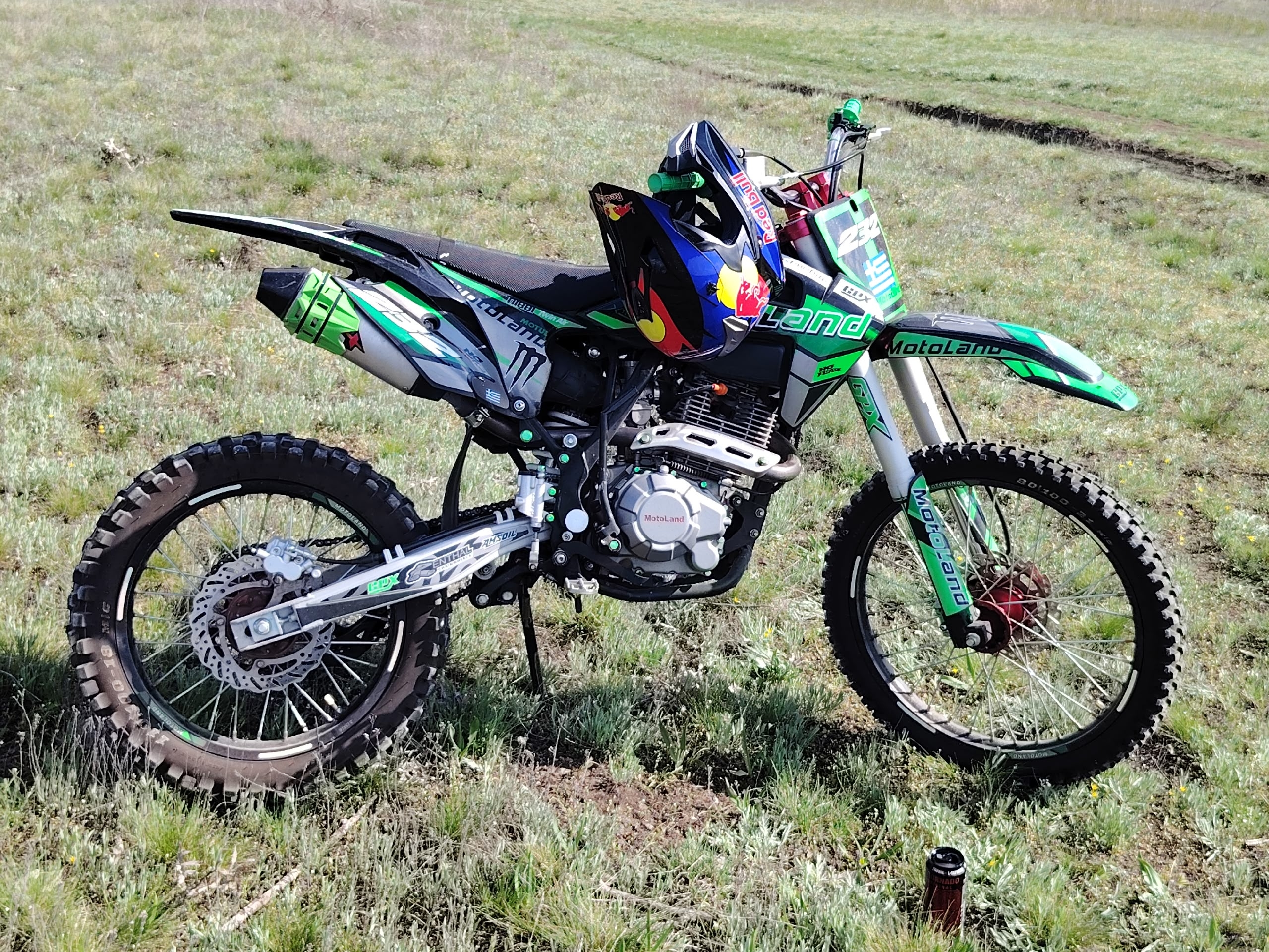 MOTOLAND xt 300hs за 100000,