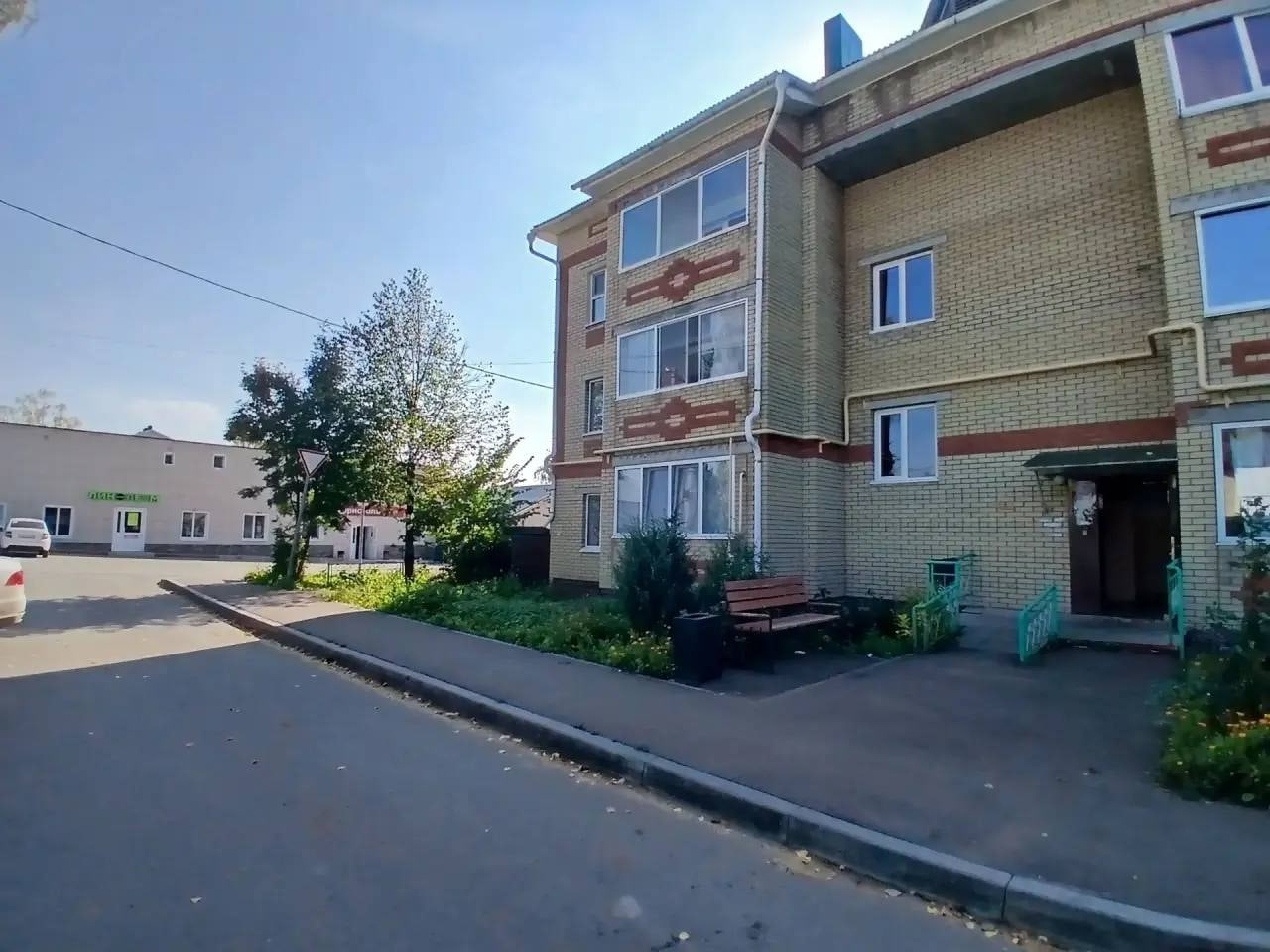 Продается однокомнатная квартира в центре (6)