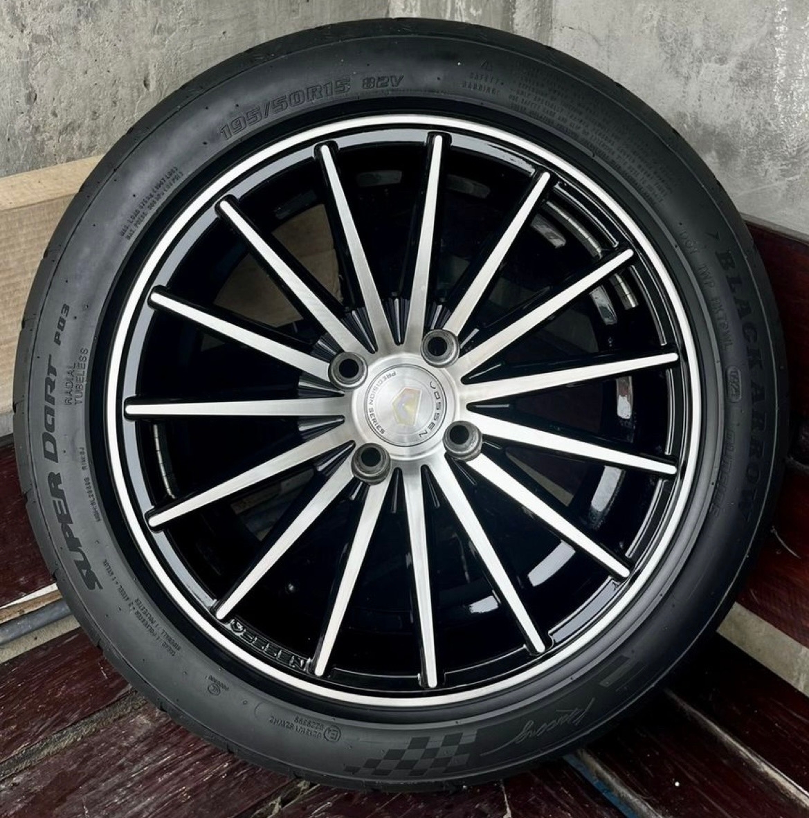 Vossen VFS2 R15 LADA 4x98 (3)