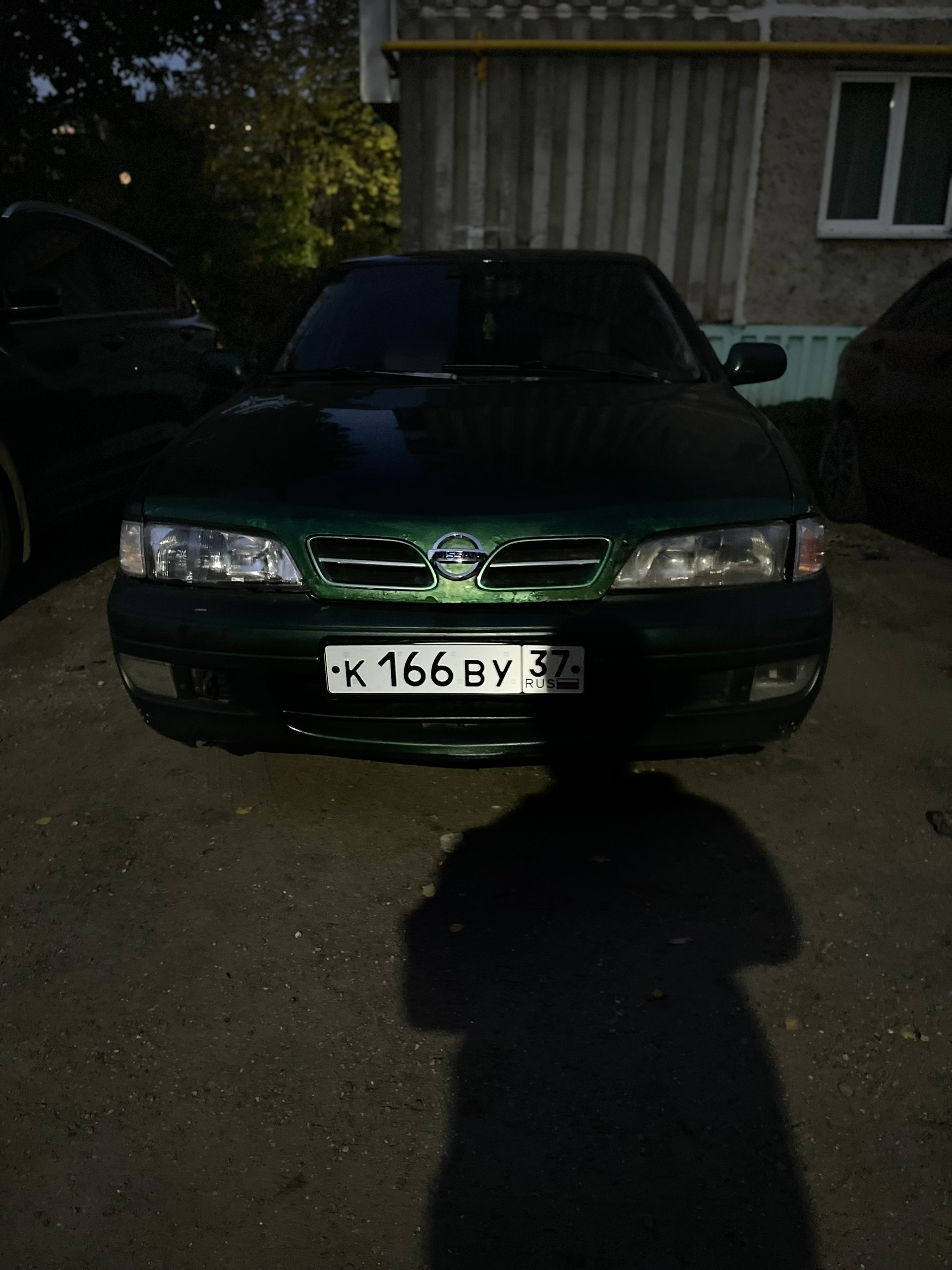 Nissan Primera P11 1998 года (4)