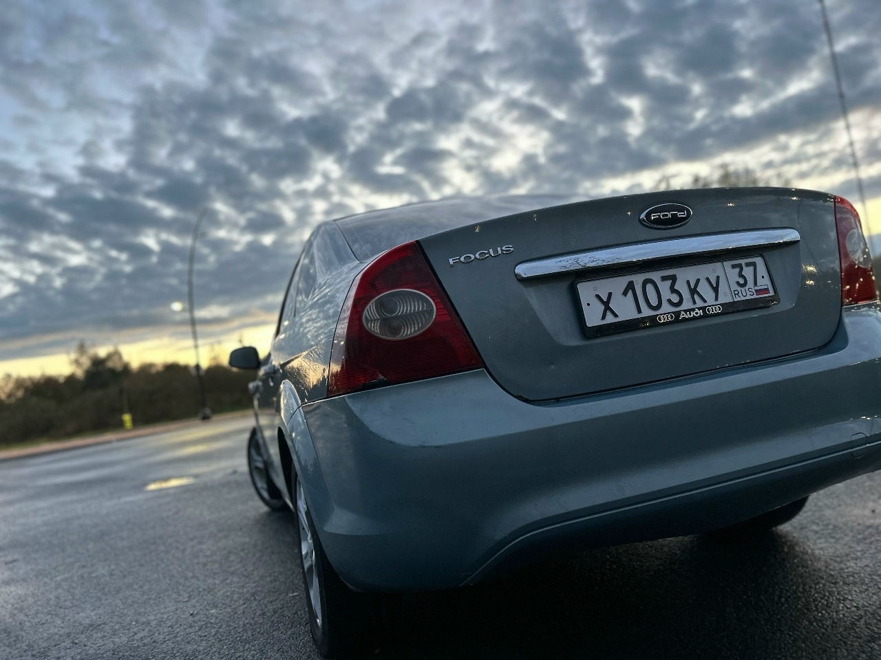 Ford Focus 1.8 механика продаю (8)