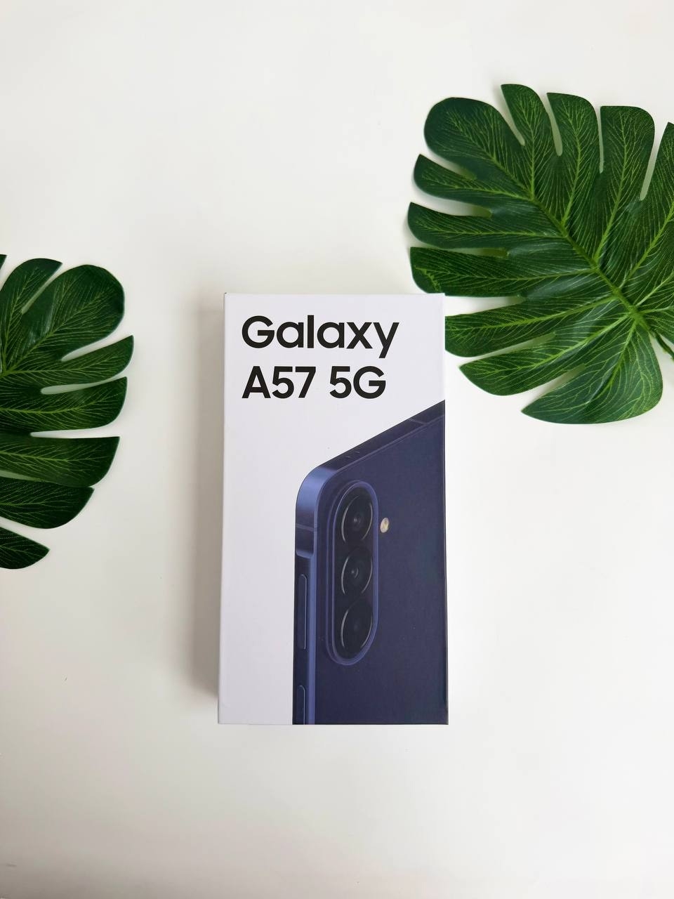 Новый Samsung A57 в упаковке.